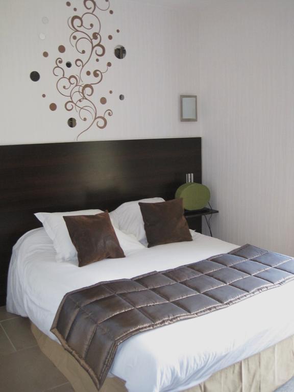 Hotel Restaurant Rive Gauche Bessines-sur-Gartempe 외부 사진